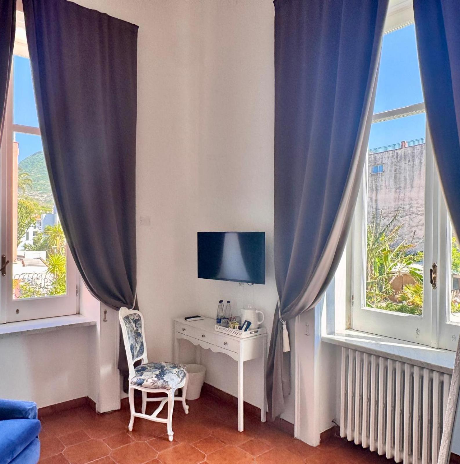 Forio di Ischia Palazzo Bonaventura 1906 Bed & Breakfast エクステリア 写真